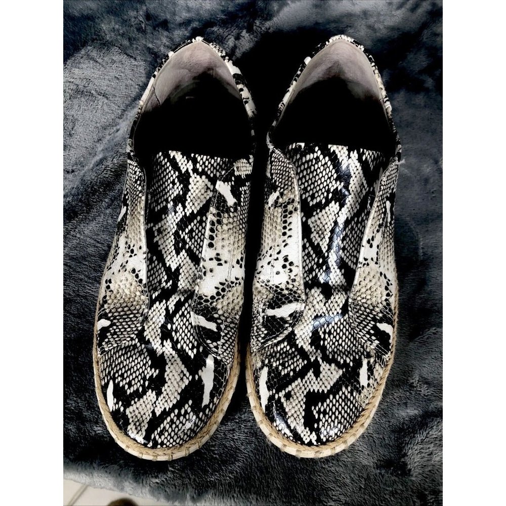 J/Slides Woman’s Super Soft Snake Skin Shoes 9 Medium - Picture 1 of 10